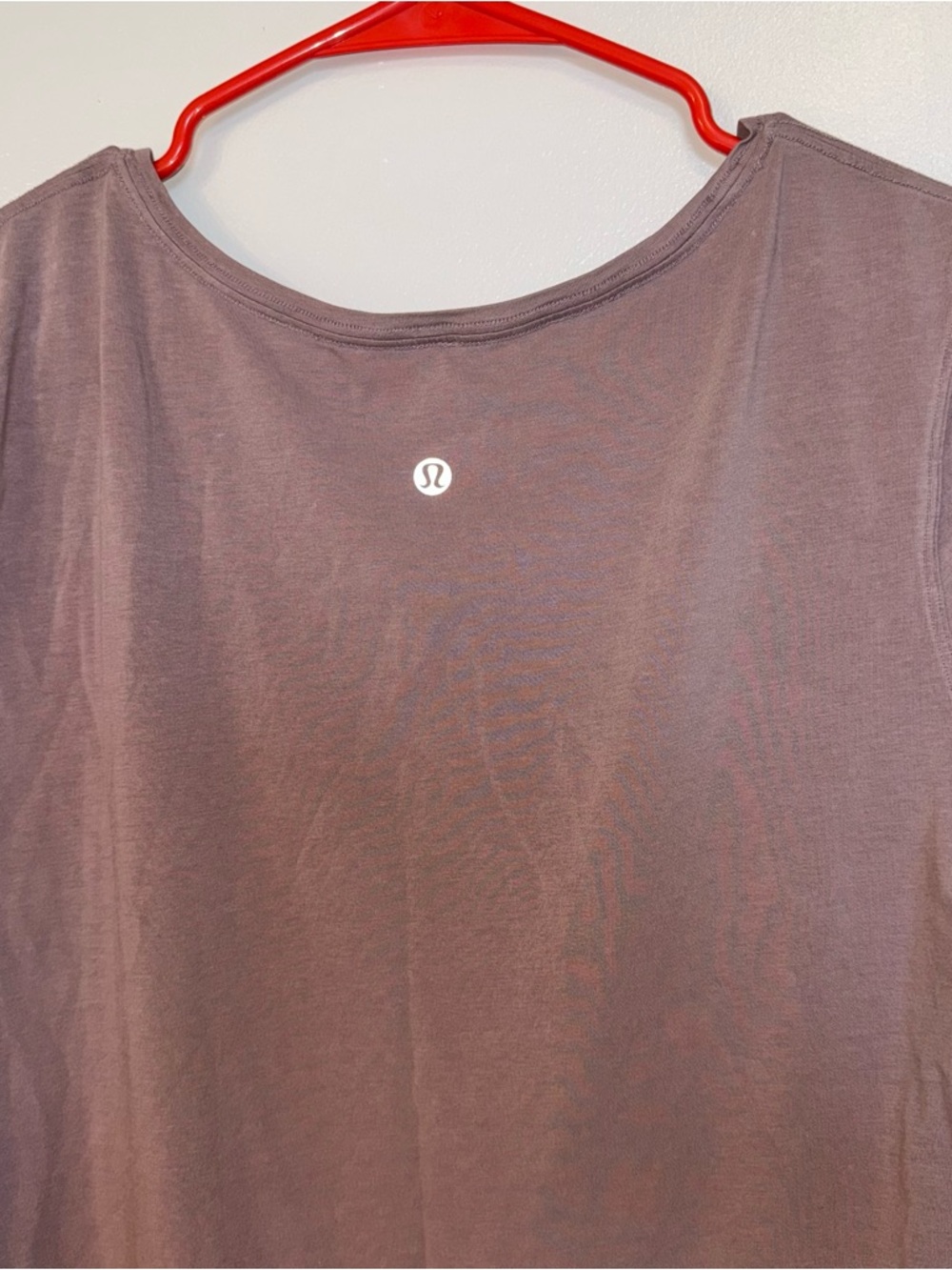 Women’s lululemon Tee - Picture 5 of 5